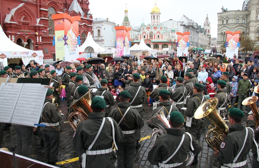На "Спасской башне" выступили оркестры из Австрии и Кореи 6 фото