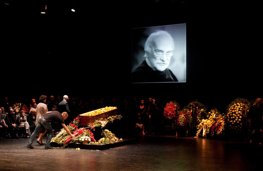 Прощание с Петром Фоменко 4 фото