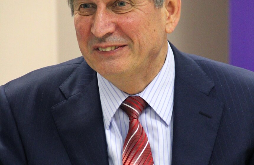 Иван Мельников