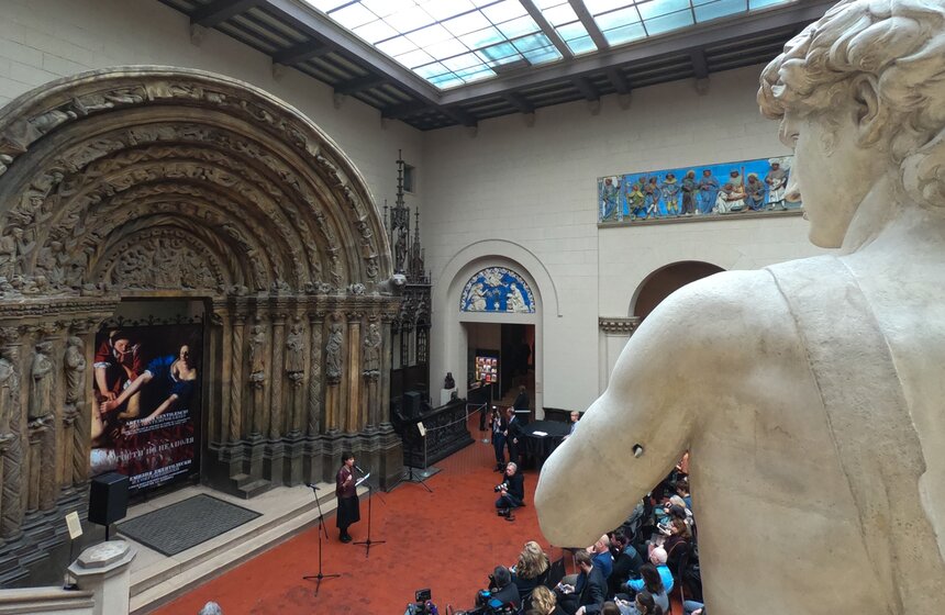 На экспозиции также представлены полотна Гвидо Рени, Гверчино, Симоне Кантарини