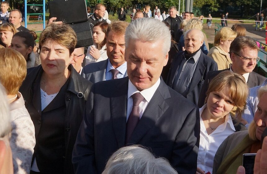 90 тысяч первоклассников сегодня услышали свой первый звонок 10 фото