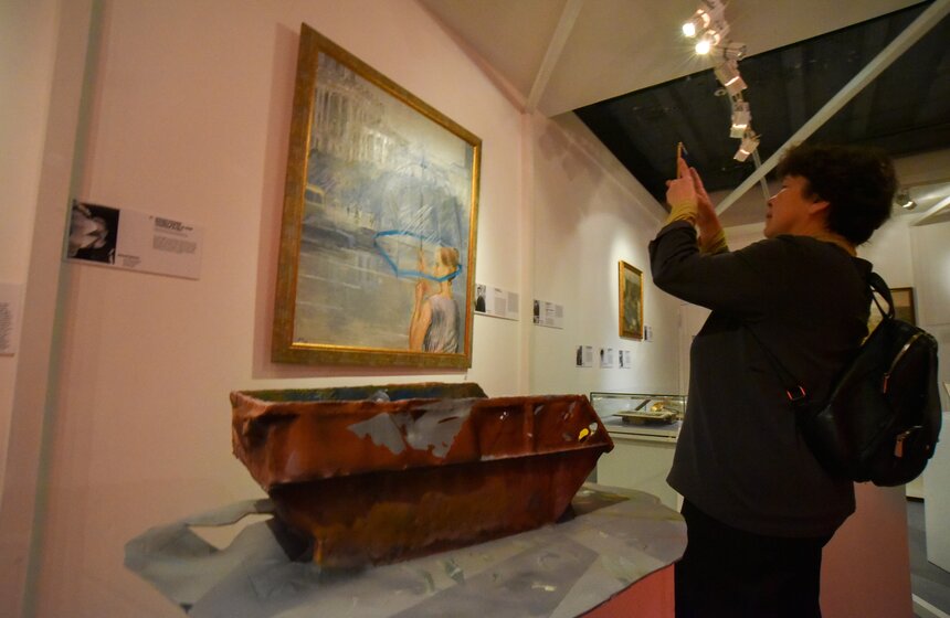 На экспозиции представлены экспонаты, которые выбраны из фонда сотрудниками музея