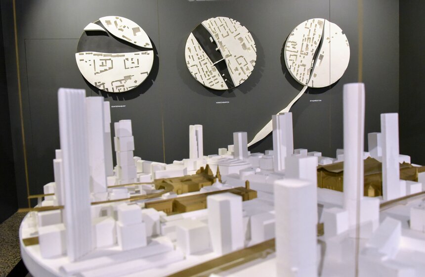 Окунуться с головой в тему железных дорог и все, что с ними связанно, может каждый гость выставки