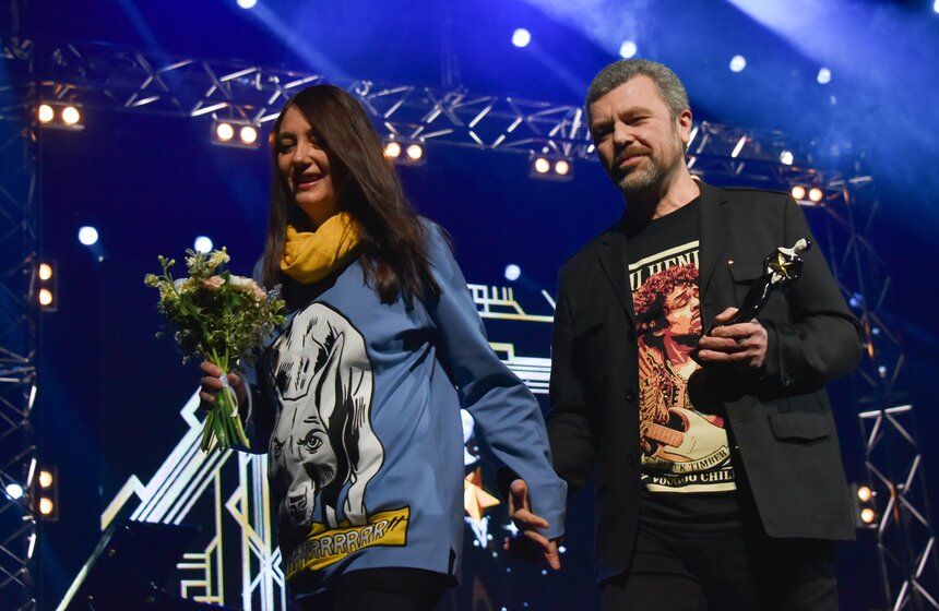 Победителем в номинации "Лучший спектакль для детей и юношества" стал театр Наций со спектаклем "Синяя, синяя птица"