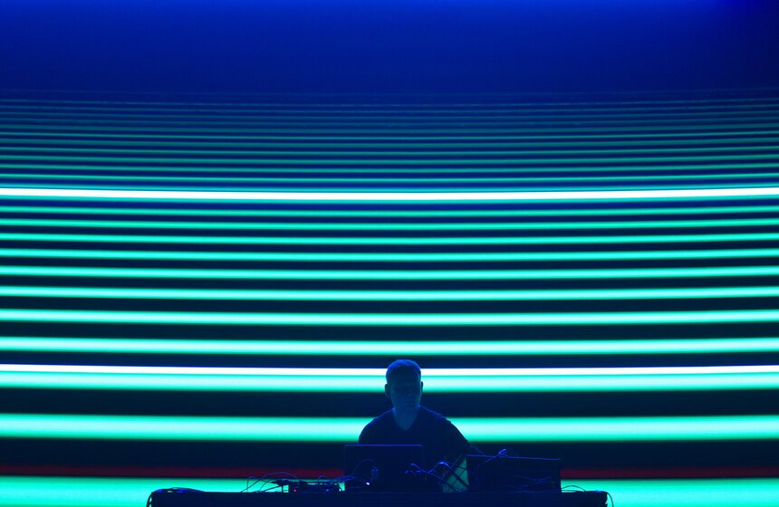 На создание альбома его вдохновила ночь в клубе Berghain