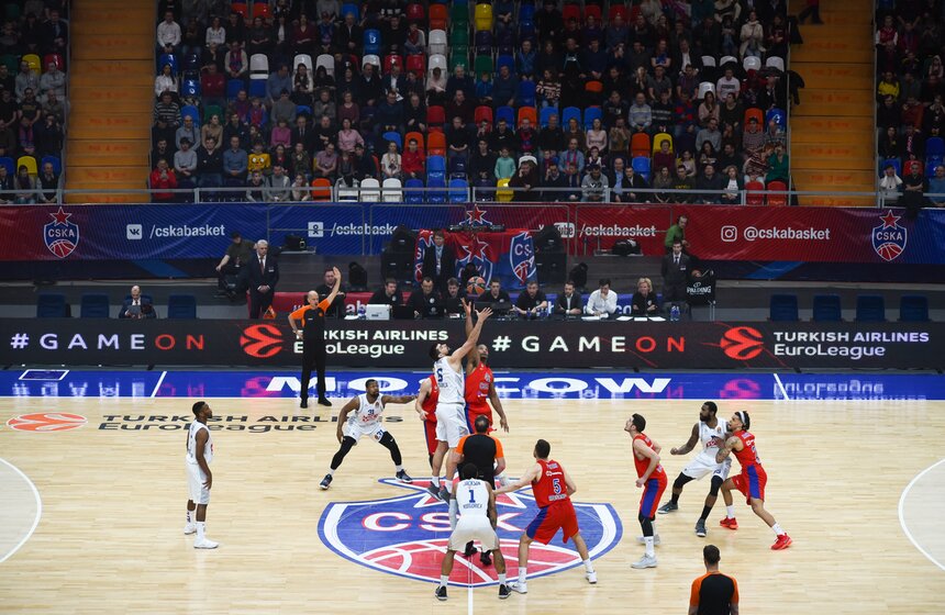 Встреча команд прошла на домашнем паркете красно-синих