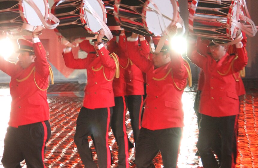 На Красной площади проходит пятое представление "Спасской башни" 20 фото