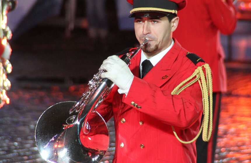 На Красной площади проходит пятое представление "Спасской башни" 19 фото