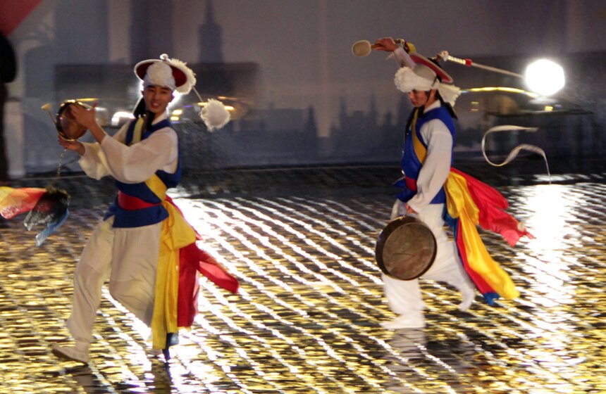 В Москве проходит фестиваль "Спасская башня" 7 фото