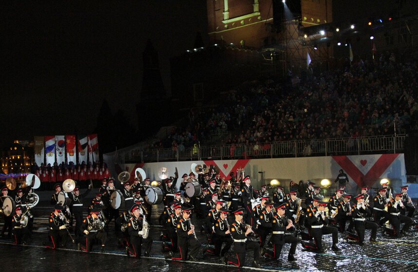 В Москве проходит фестиваль "Спасская башня" 1 фото
