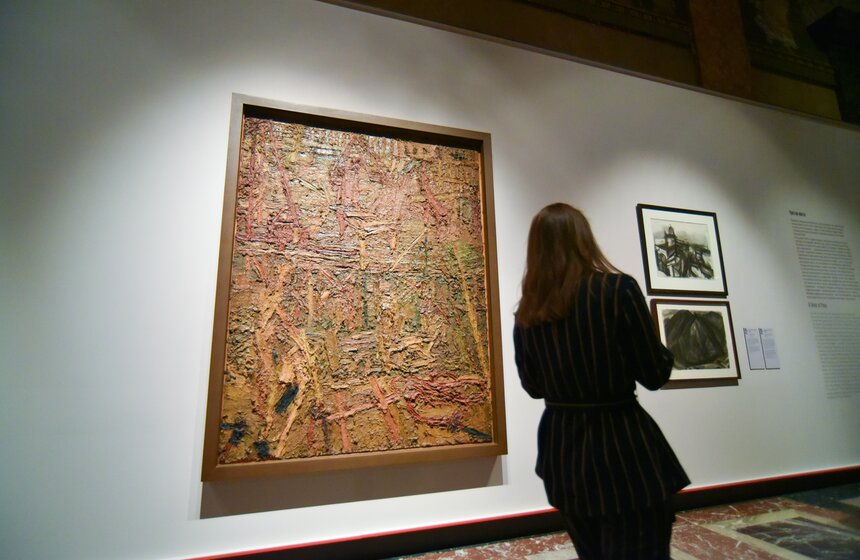 Нагляднее всего это демонстрируют работы Дэвида Бомберга и его учеников – Франка Ауэрбаха и Леона Коссофа