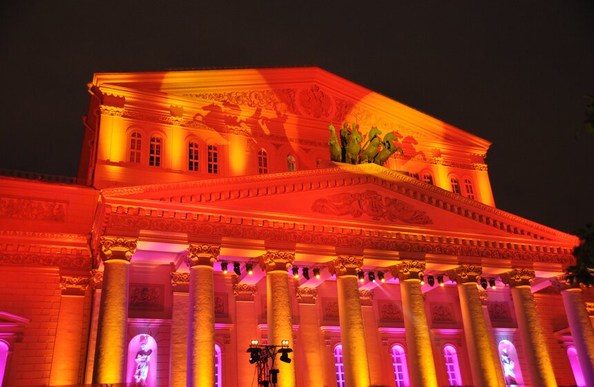 На Театральной площади состоялся концерт классической музыки 4 фото