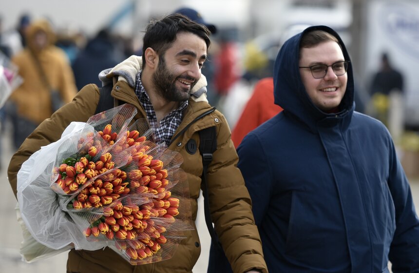 Наибольшим спросом в преддверии 8 Марта пользуются розы, тюльпаны и мимозы