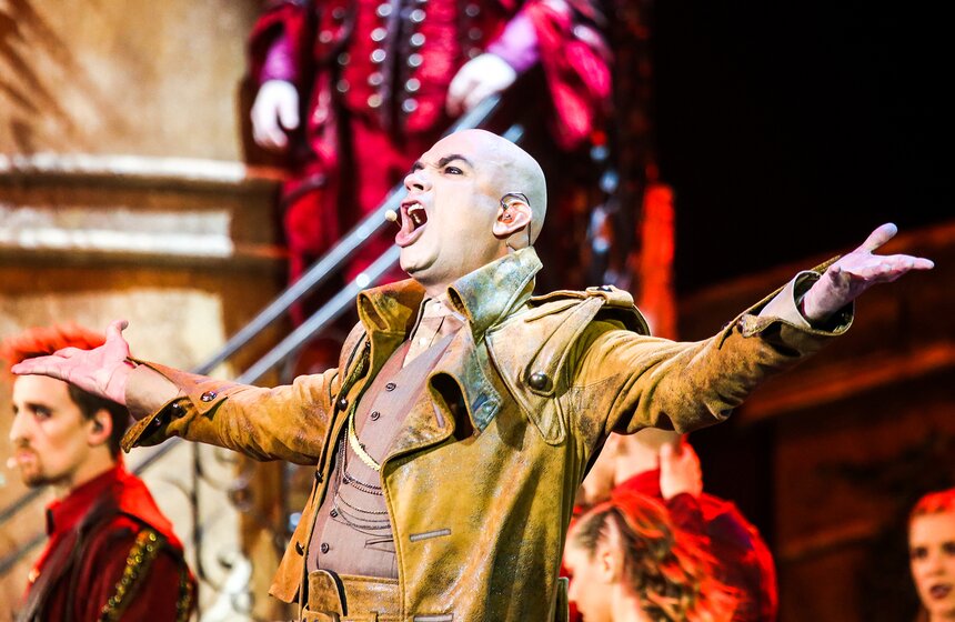 На DVD вышли обе французские версии