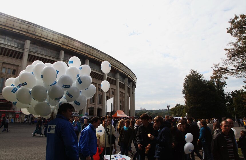 На День города в "Лужниках" выступили "Каста" и Noize MC 7 фото