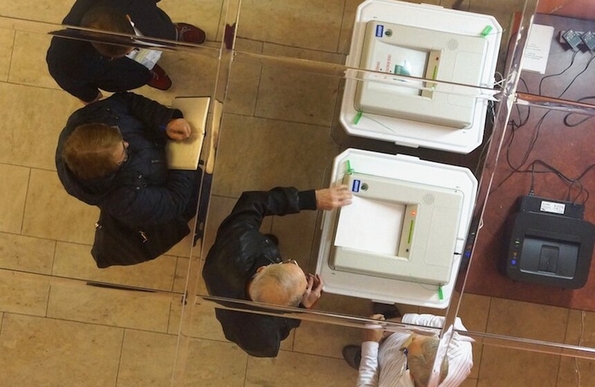 Сергей Собянин проголосовал на выборах мэра Москвы 7 фото