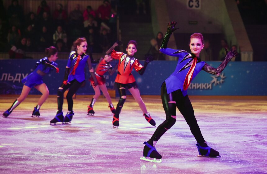 Участники соревновались в трех возрастных категориях: до 13 лет, до 17 лет и до 23 лет