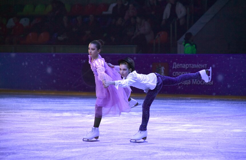 Участники показали профессиональный уровень, несмотря на то, что занимаются фигурным катанием лишь на любительском уровне