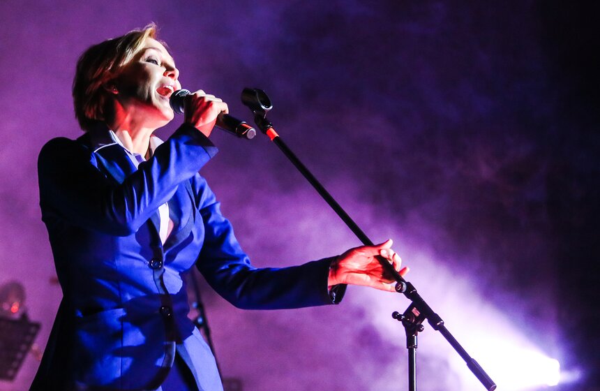 За это время сатирический мюзикл превратился в настоящий музыкальный спектакль