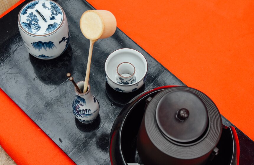 К чаю для гостей предлагались японские кондитерские изделия "вагаси"