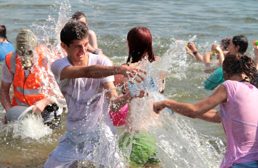 В Строгино состоялась водная битва 1 фото