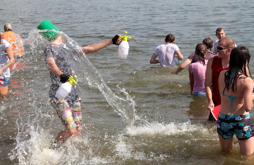 В Строгино состоялась водная битва 8 фото
