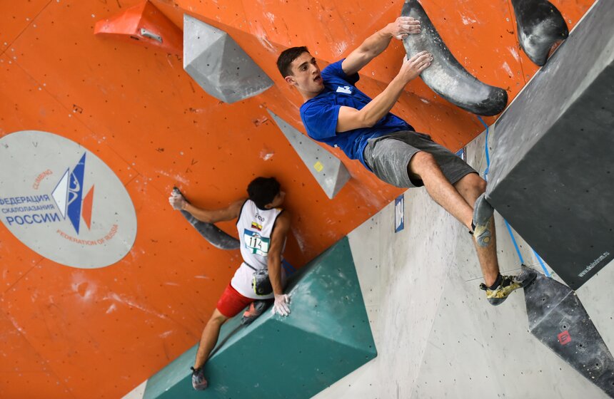Тысяча спортсменов и 120 трасс. Чемпионат мира по скалолазанию в Москве 2 фото