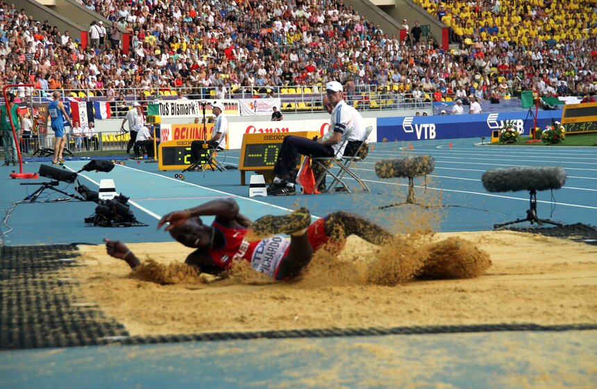 Чемпионат мира по легкой атлетике завершился в "Лужниках" 11 фото