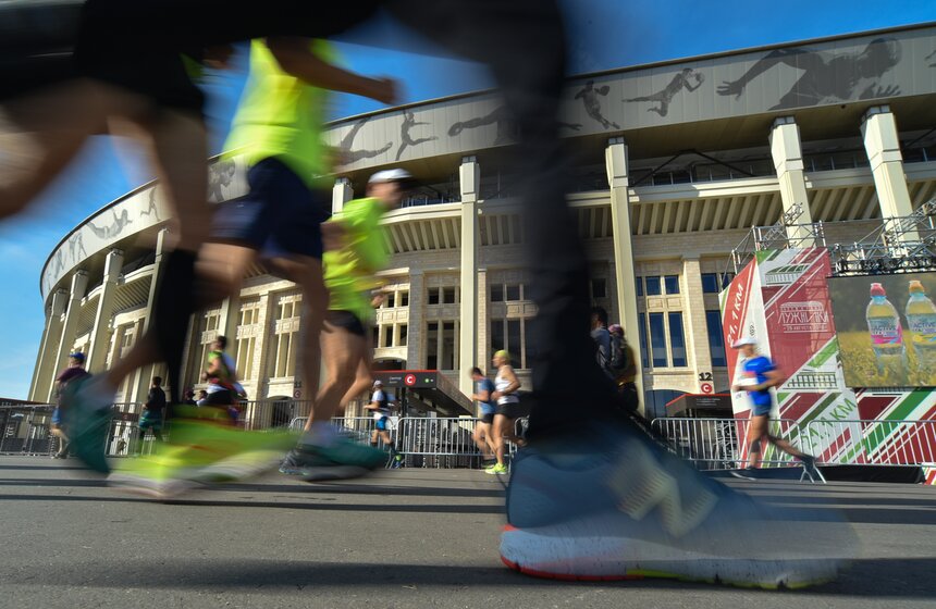 Для проведения полумарафона власти столицы ввели временные ограничения движения на маршруте забега с 7:00 до 13:30.