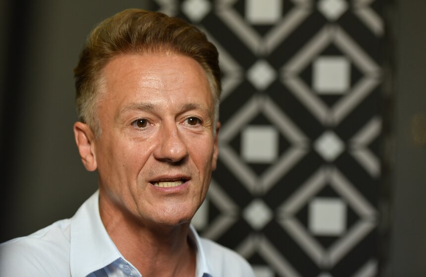 В этом году Олег Меньшиков впервые набрал курс в ГИТИСе: 20 молодых актеров-студентов Олега Евгеньевича впоследствии смогут стать частью труппы театра.