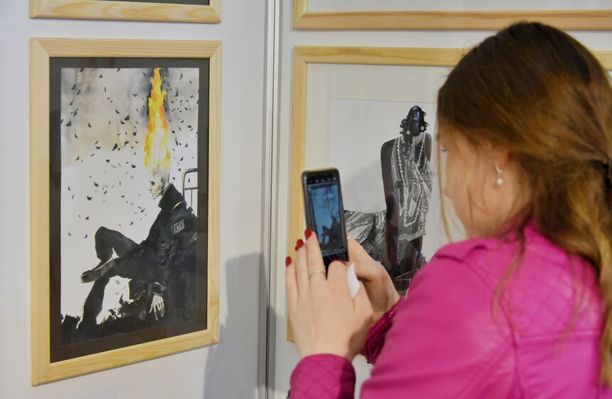 В прошлом году в фестивале приняло участие более 150 иллюстраторов из России, Италии, Испании, Англии, Америки, Румынии и других стран