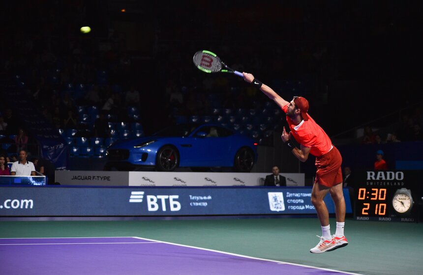 Хачанов стал первым отечественным триумфатором турнира у мужчин за девять лет. В 2009 году победу одержал Южный, после чего россияне не могли добраться даже до финала домашнего соревнования