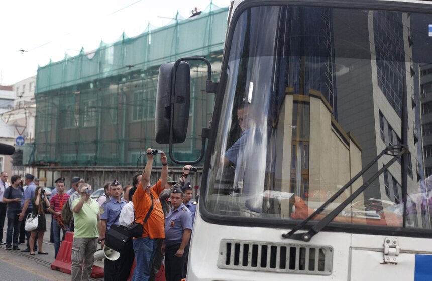 Акция оппозиции у здания Следственного комитета 17 фото