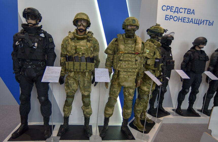 Военная экипировка на выставке "Интерполитех-2018" на ВДНХ