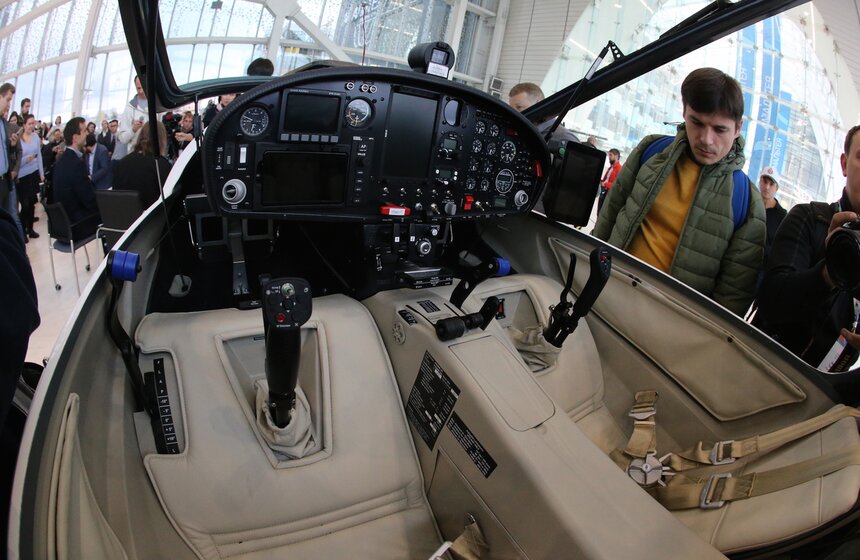 Летающая лаборатория создана на платформе самолёта Stemme S12 и имеет такие характеристики