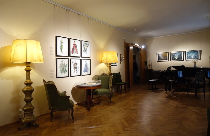 Побывать на первых зарубежных гастролях Святослава Рихтера, увидеть его глазами Англию и Америку можно не покидая столичную квартиру пианиста