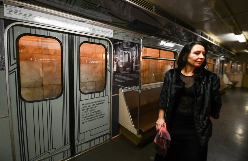 Они также продекламируют отрывки из спектаклей разных лет