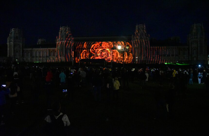 На время фестивального периода (с 21 по 25 сентября) музей-заповедник станет удивительным пространством света