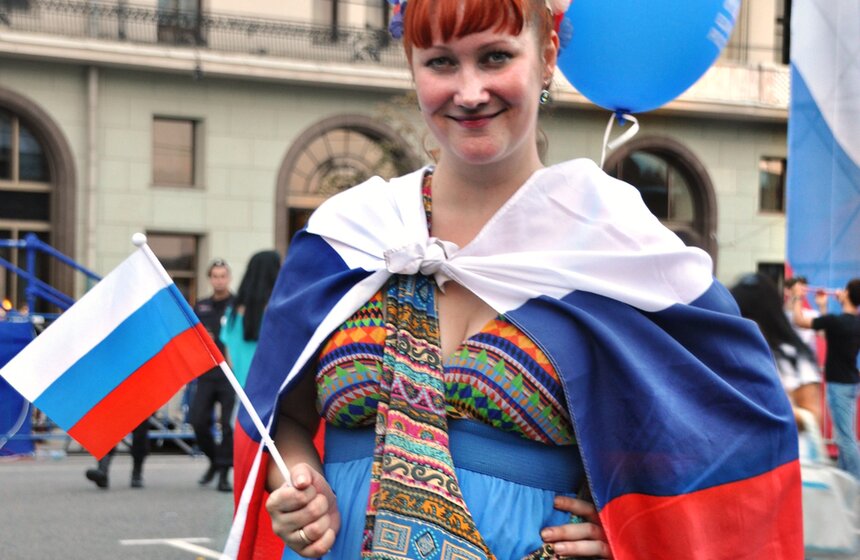 В Москве отпраздновали День государственного флага России 11 фото