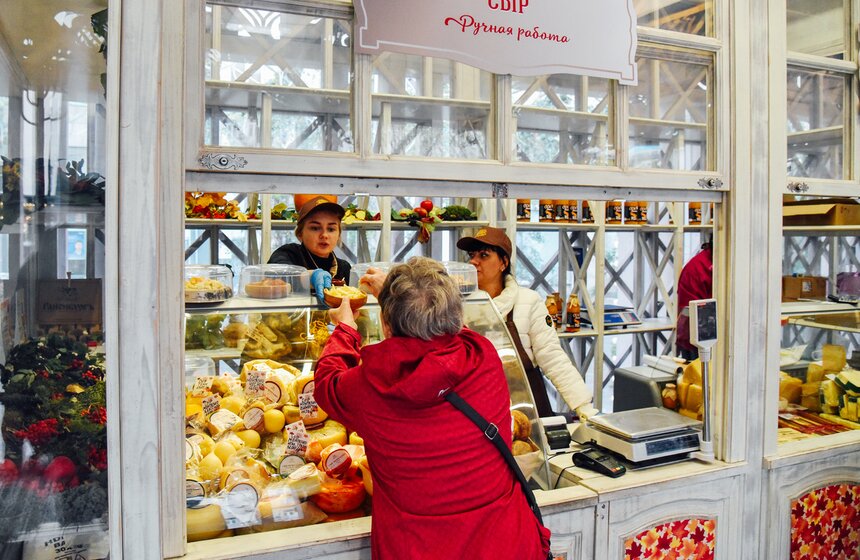 На Кузнецком мосту расположился ''Сырный рынок'