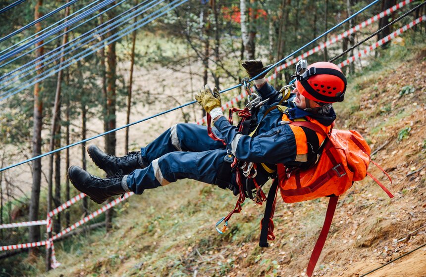 Организаторы были уверены, что, как и прежде, спасатели смогут не только проявить свое мастерство, но и обменяться накопленным опытом работы