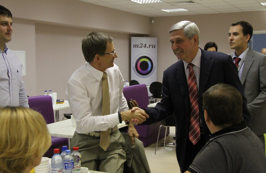 На "Москва FM" начался 6-й раунд предвыборных дебатов 2 фото