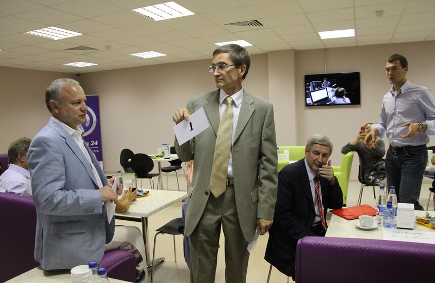 На "Москва FM" начался 6-й раунд предвыборных дебатов 9 фото