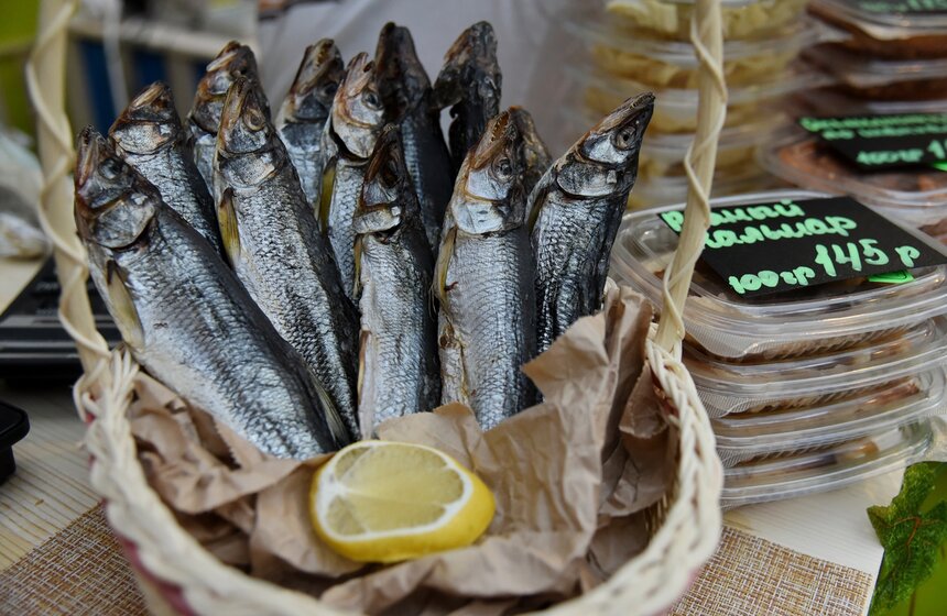 Для любителей рыбы выделено специально 14 шатров