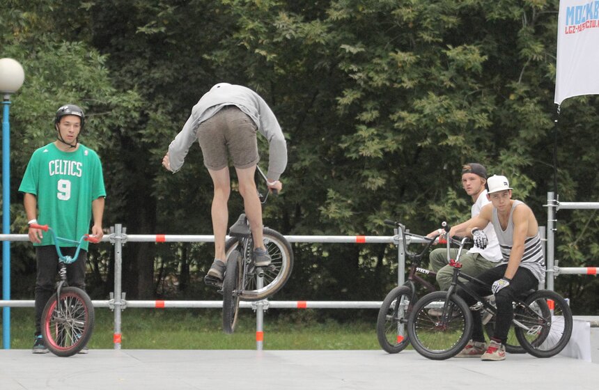 В Москве прошел четвертый этап соревнований по скейтборду и BMX 1 фото