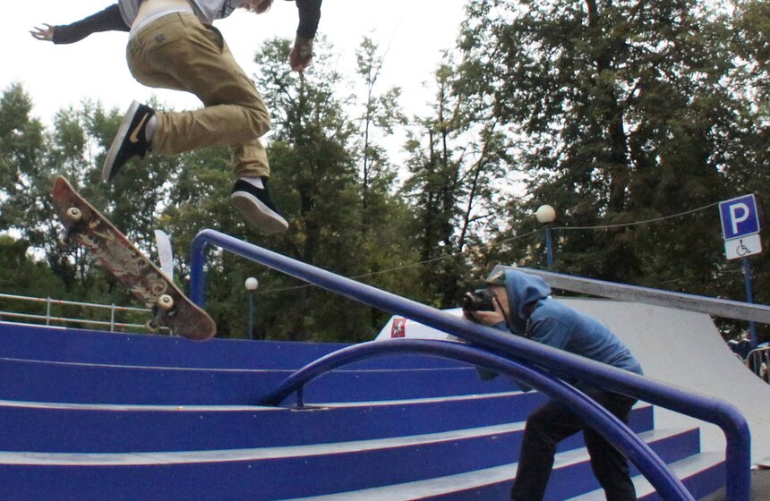 В Москве прошел четвертый этап соревнований по скейтборду и BMX 10 фото