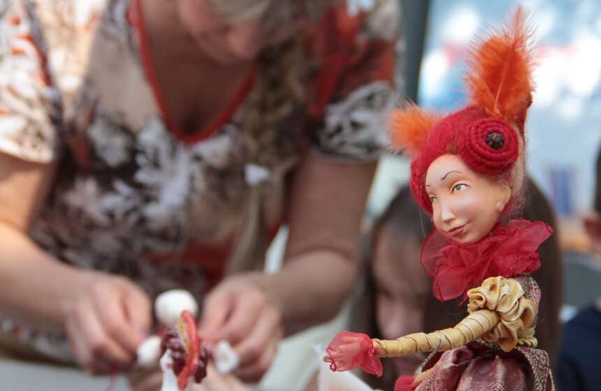 В кинотеатре "Полет" проходят мастер-классы "Коллажная техника" 6 фото