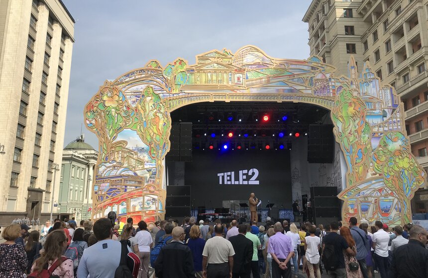 Жители и гости столицы увидели яркую купеческую Москву, Москву коллекционеров, меценатов и благотворителей, Москву Цветаевой, Ахматовой, Булгакова и Блока