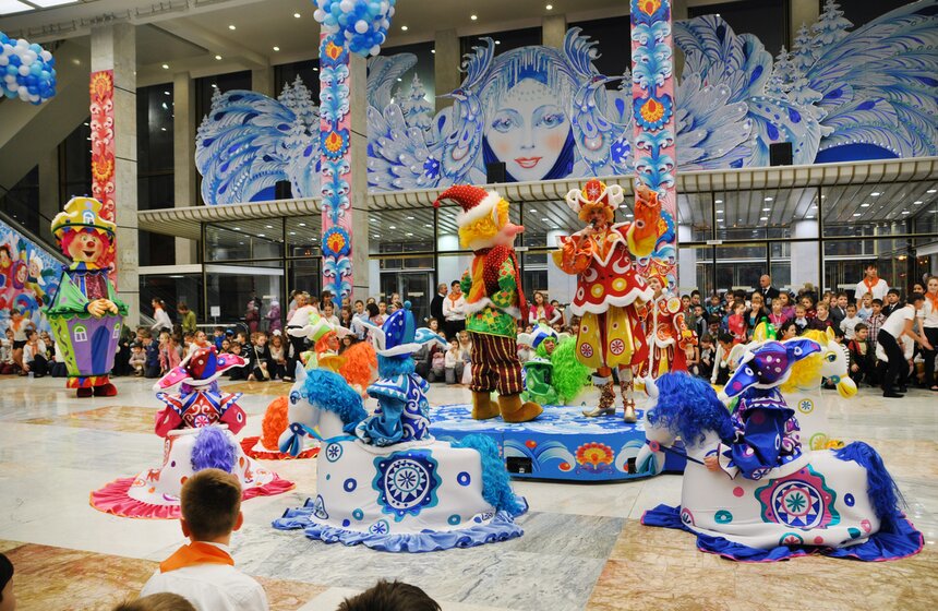 В Кремле проходят новогодние елки 4 фото