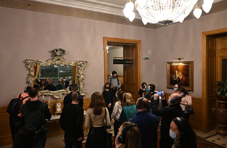 В Москве прошли ночные экскурсии по метро и отелю "Националь" 18 фото